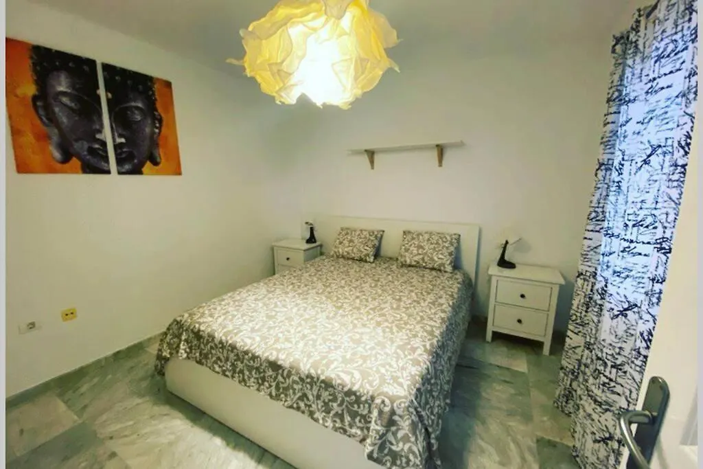 דירות ארונה Dinastia De La Reina